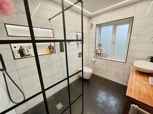 Bathroom- click for photo gallery